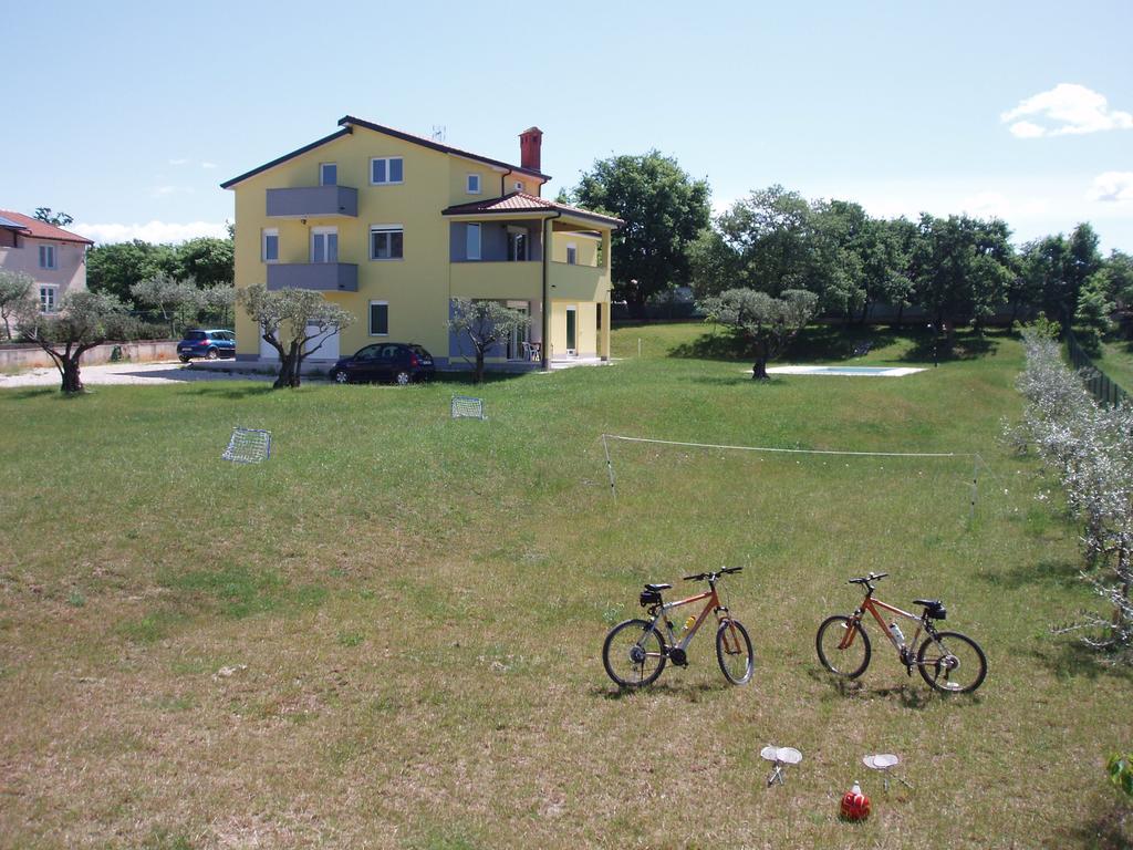 Villanova Apartments Poreč Buitenkant foto
