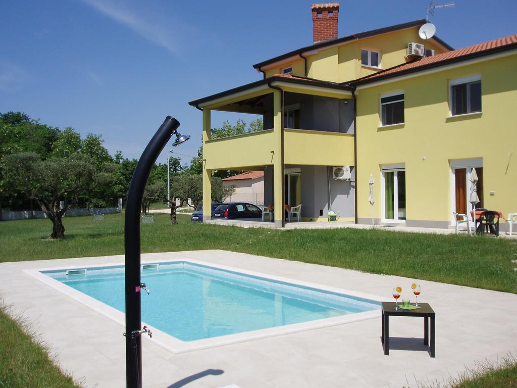 Villanova Apartments Poreč Buitenkant foto