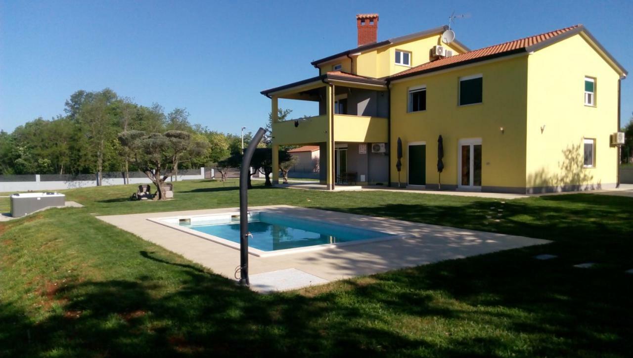Villanova Apartments Poreč Buitenkant foto